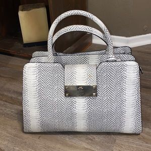 Guess Shoulder bag